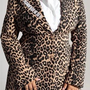 House of Rehab Fashion Made Me Do It Animal Print Blazer
Beige Black XL